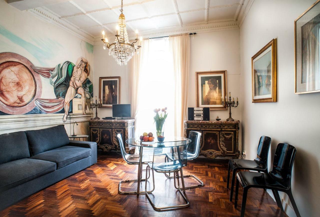 Santa Cecilia Apartment In Via Del Corso Roma Exterior foto